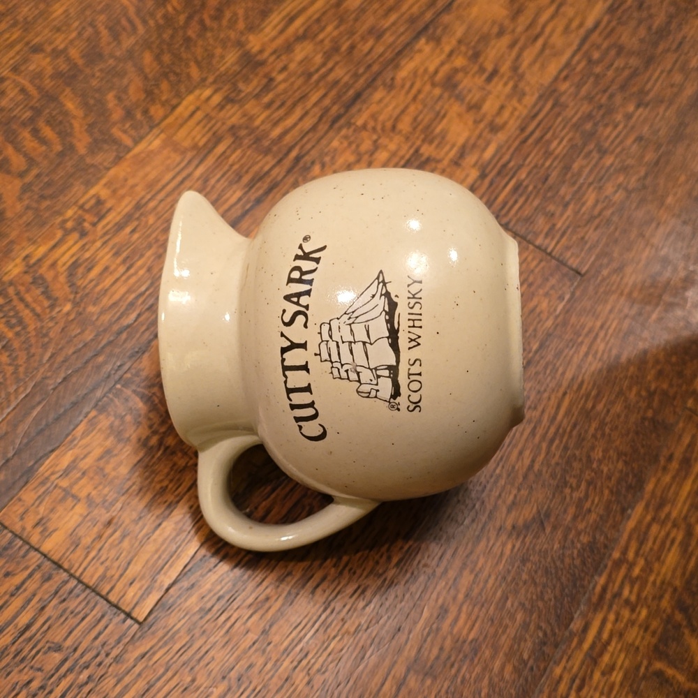 Cutty Sark Bar Scots Whiskey Pub Jug Ceramic Pitcher